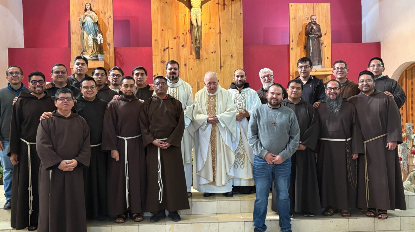 Hno. Rufino México es tu casa Hno. Rufino México es tu casa